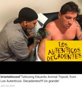 tattooing Eduardo Tripodi from Los Autenticos Decadentes